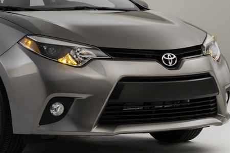 Cận cảnh xe Corolla thế hệ mới - 6 Cụm đèn hậu thiết kế trẻ trung, hiện đại hơn